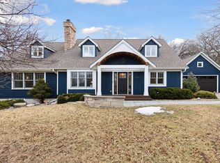 19510 Vine St, Excelsior, MN 55331