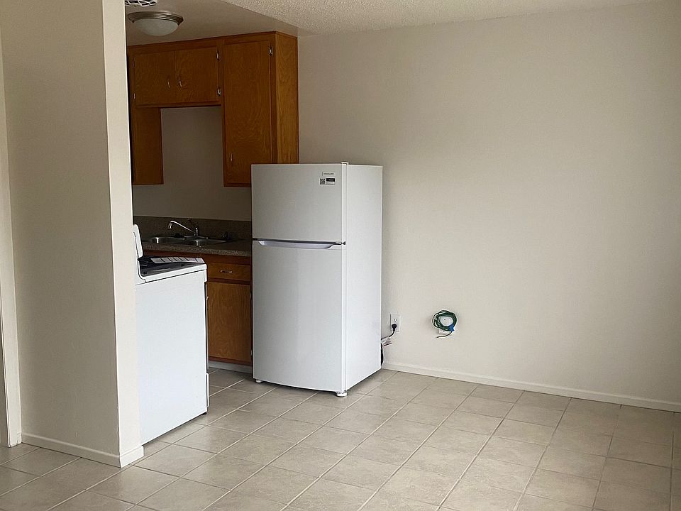 1st image of 4465 Rosebud Ln #15