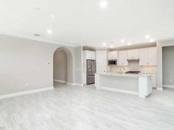4th image of 20010 Wymberly Way