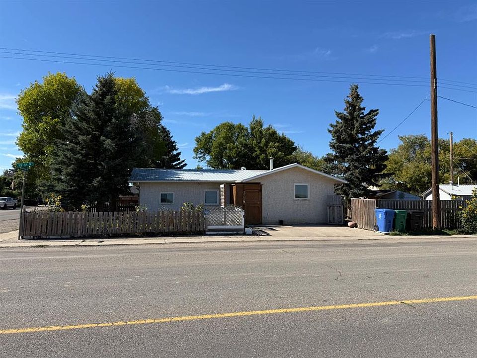 1st image of 1239 E 41st Ave N