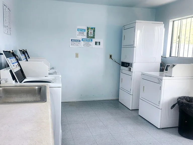 Eastgate Apartments — Photo 18