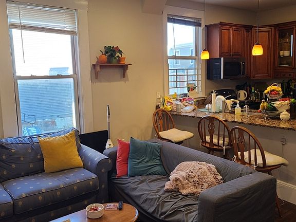 2nd image of 717 Parker St #1X