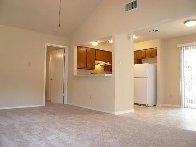 2116 Gaston Place Dr — Photo 7