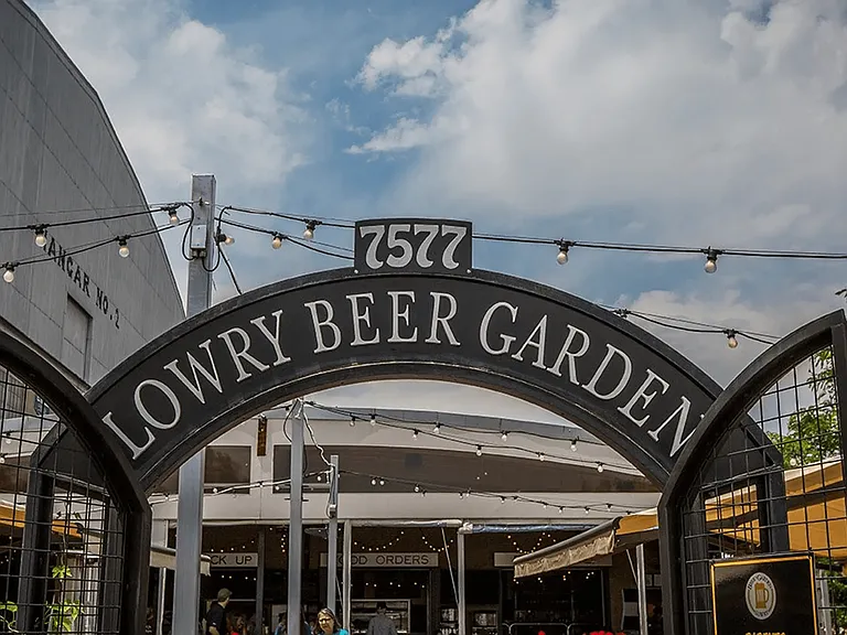 Lowry North — Photo 47