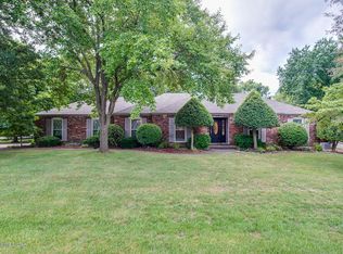 8316 Cabin Hill Rd, Louisville, KY 40291