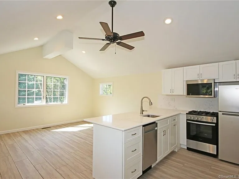 3509 Redding Rd — Photo 11