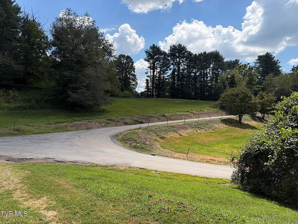 4th image of 655 Noah Snyder Rd