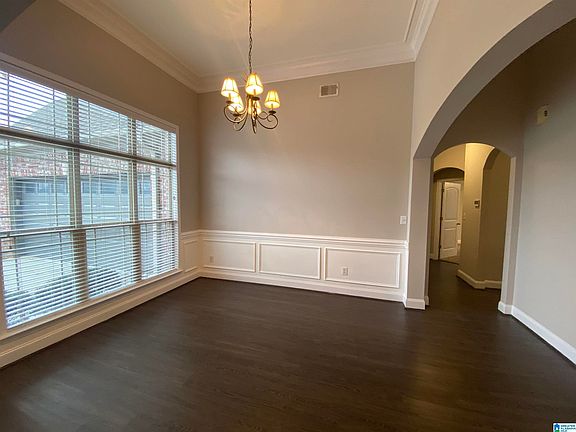 2nd image of 826 Waterford Cove Ln