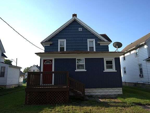 5th image of 120 E 6th St