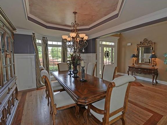 3rd image of 2751 Floral Valley Dr