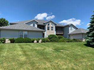 531 Betzer Rd, Delavan, WI 53115
