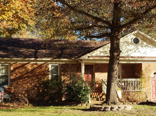 713 Brandermill Dr, Chesapeake, VA 23322