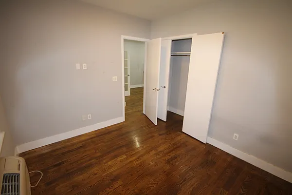 Rented by Nooklyn NYC LLC | media 23