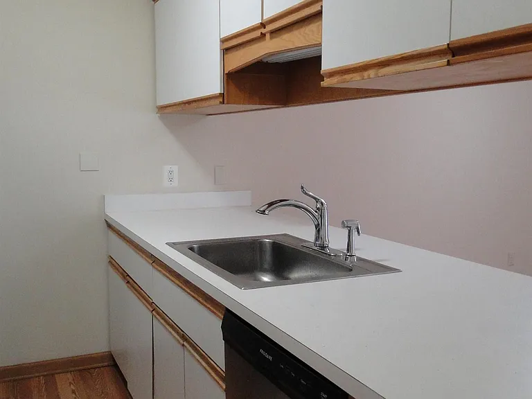 29842 Utica Rd — Photo 21