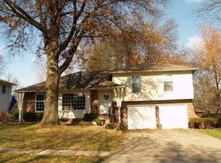 7600 W 98th Ter, Overland Park, KS 66212