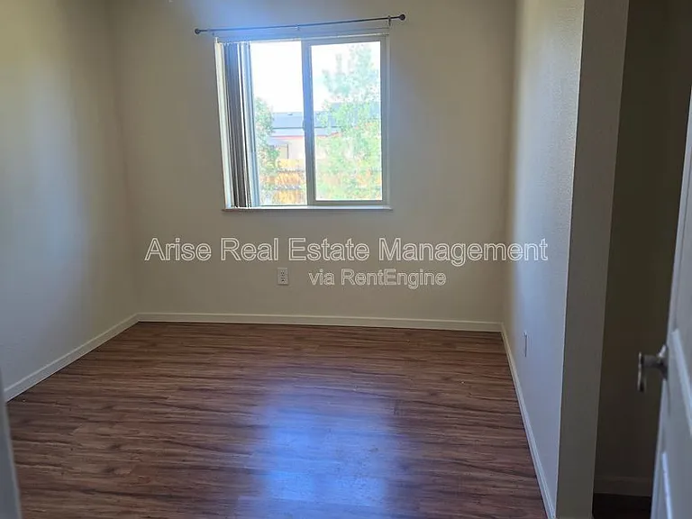 803 Scenic Loop — Photo 10