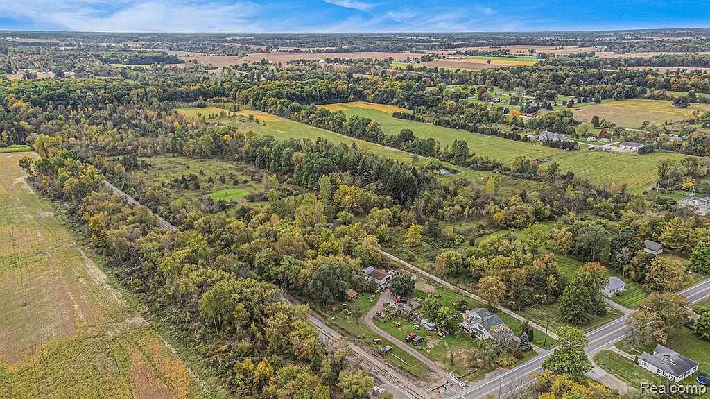10387 W Mount Morris Rd, Flushing, MI 48433 MLS 20230084389 Zillow