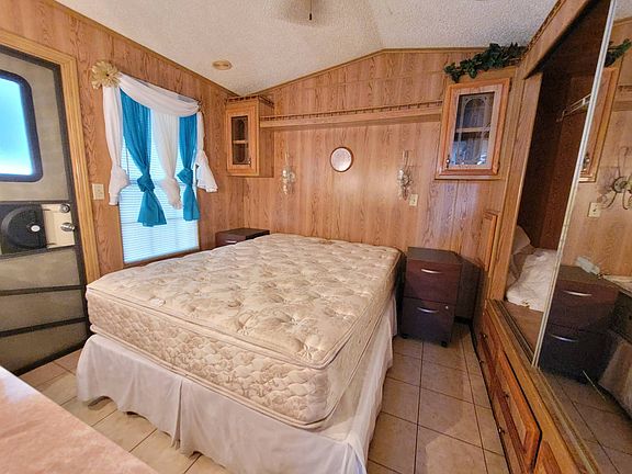 5th image of 3390 Gandy Blvd N Lot 584