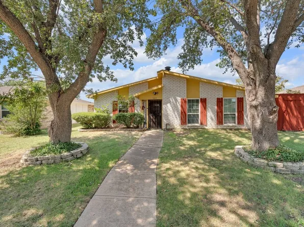 5013 Shannon Dr, The Colony, TX 75056