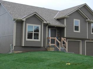 1903 Stargrass Cir, Greenwood, MO 64034
