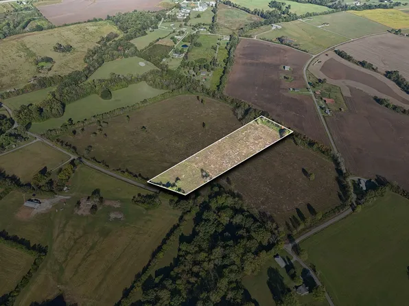 1 Seven Springs Rd, Smithville, TN 37166