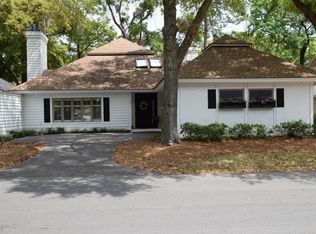 671 S Reeve Rd, Saint Helena Island, SC 29920