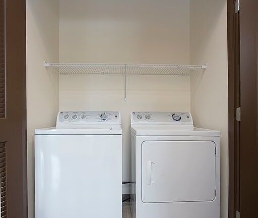 5th image of 736 8th Ave NE Unit 523