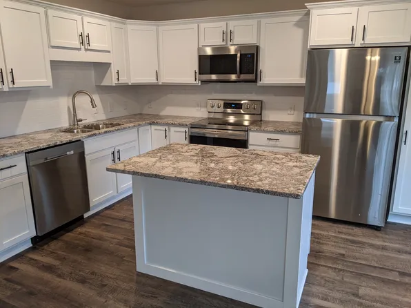 5032 E Hamilton Ave, Eau Claire, WI 54701