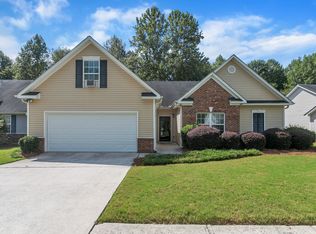 4403 Prather Pass Dr, Loganville, GA 30052