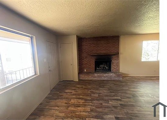 5th image of 301 Dunes Pl SE #3