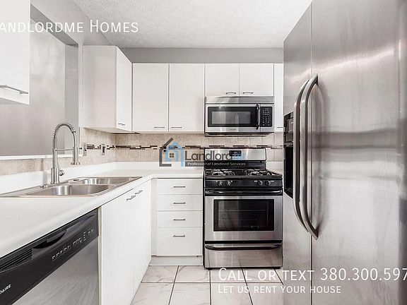 5th image of 199 Macandrews Way #1