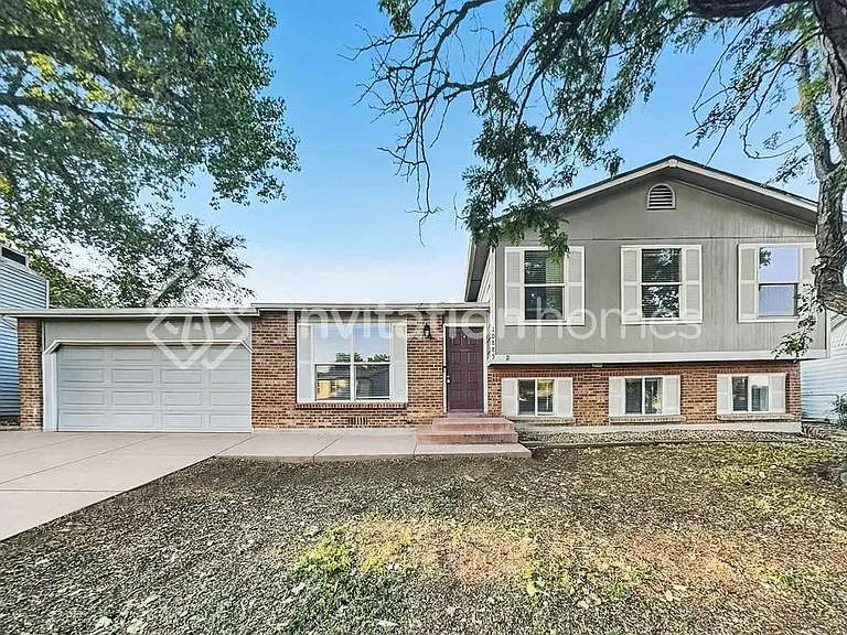 10885 Grange Creek Dr — Photo 1