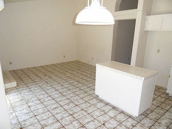 5th image of 1843 Paseo Del Lago Dr