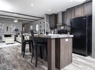 1407 Avenue Z #17, Hondo, TX 78861