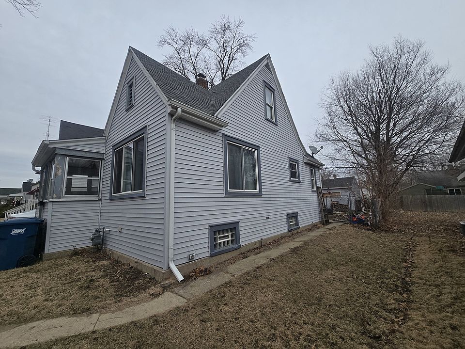 2nd image of 470 S Nelson Ave