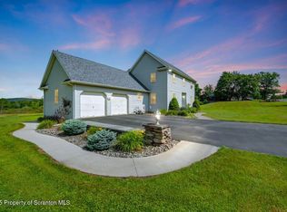 55 Wilbur Hill Rd, Dalton, PA 18414