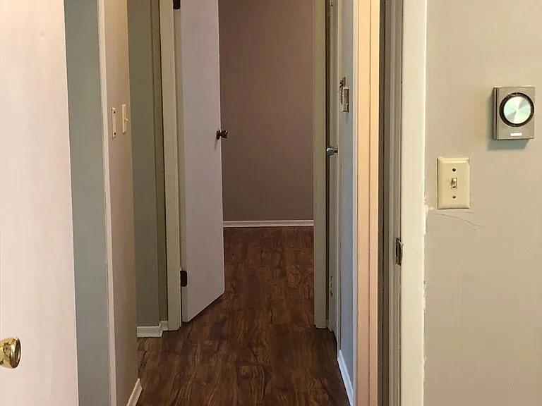 1301 Hill St — Photo 13