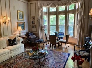 318 Beacon St #1F, Boston, MA 02116