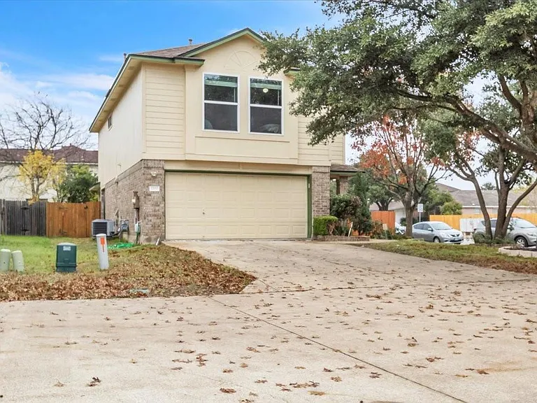 1700 W Pflugerville Pkwy — Photo 4