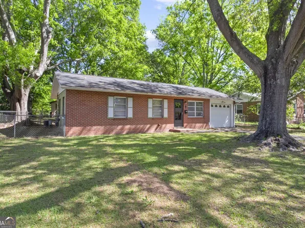 2559 Burbank Pl, Macon, GA 31206