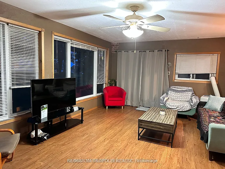498 Hiscock Shores Rd — Photo 26