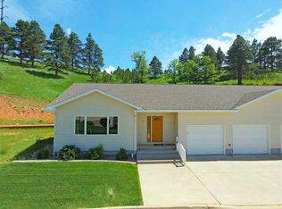 324 Cottage Hill Ln, Spearfish, SD 57783