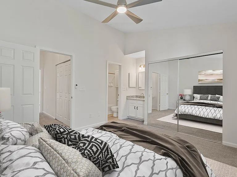 4091 N Course Dr — Photo 3