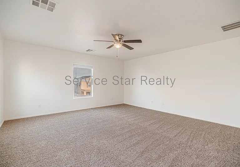 25235 W La Mont Ave — Photo 16