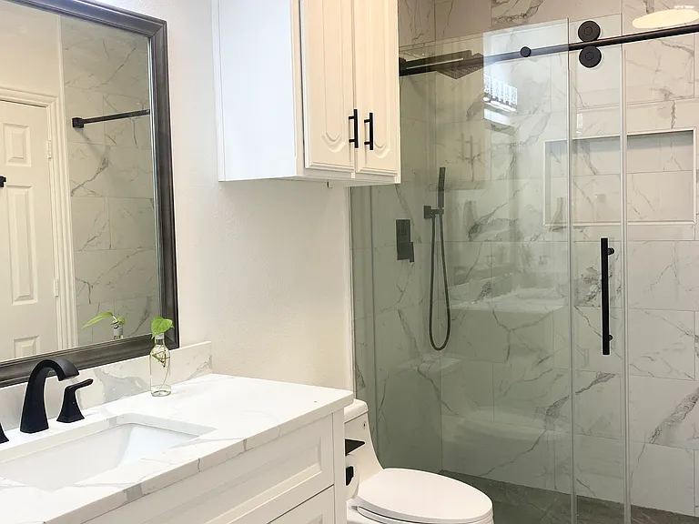 Full bathroom