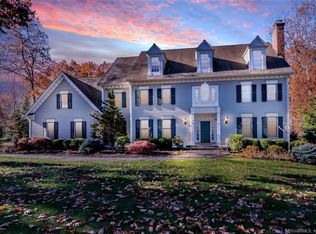 215 Northington Dr, Avon, CT 06001