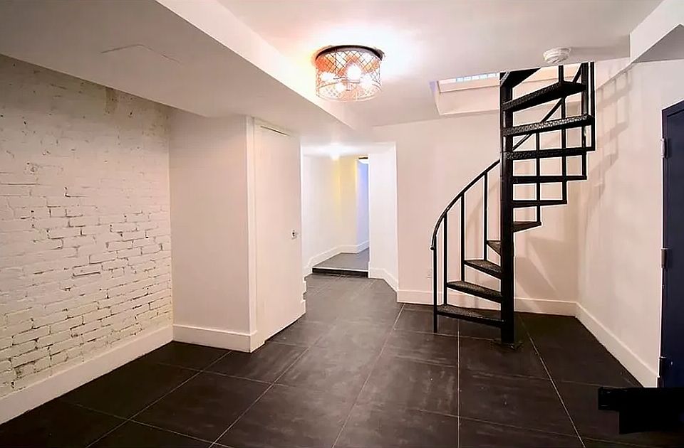 1st image of 1076 Dean St #1A