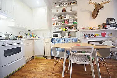 Rented by Metropolitan Realty