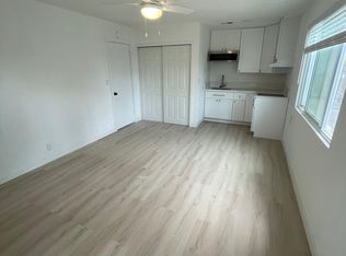 405 Beaumont Dr #B, Vista, CA 92084