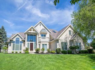 3260 Pepper Ridge Dr, Maumee, OH 43537